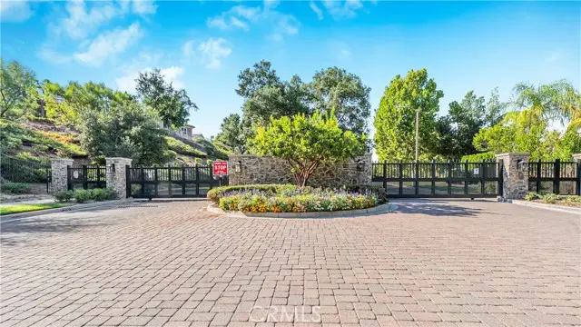 26812 Peppertree Drive, Valencia, CA 91381 - Image #2