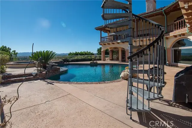 10425 Melvin, Porter Ranch, CA 91326 - Image #2