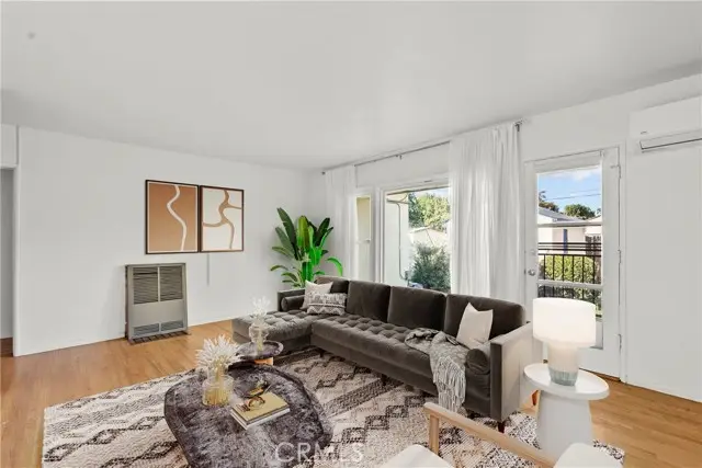 16731 Victory, Van Nuys, CA 91406 - Image #3