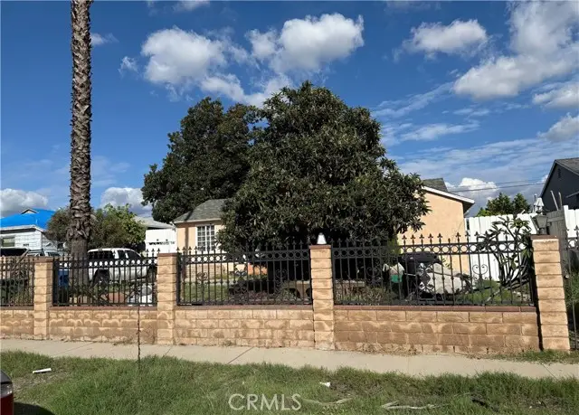 9664 Varna, Arleta, CA 91331 - Image #3