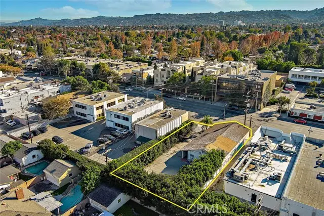 15217 Burbank Boulevard, Van Nuys, CA 91411 - #3