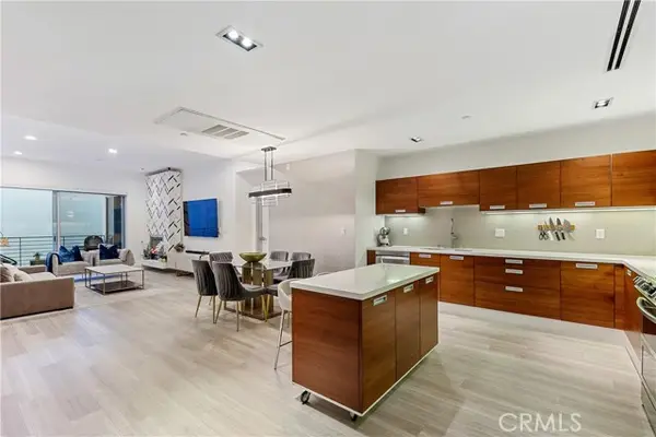 6735 Yucca Street  #107, Los Angeles, CA 90028