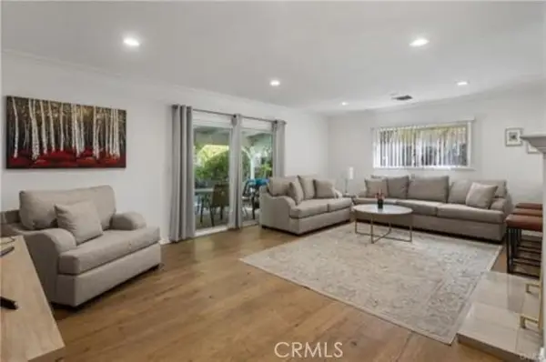 22335 Kittridge Street, Woodland Hills, CA 91303