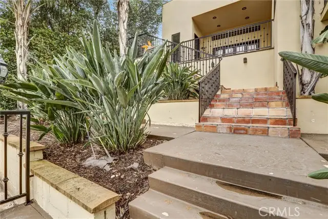 22202 Avenue San Luis, Woodland Hills, CA 91364 - Image #3