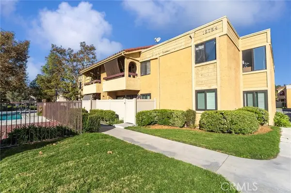 18754 Mandan  #1302, Canyon Country, CA 91351