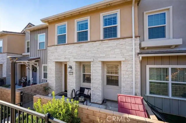 22812 Harvest Mill, Saugus, CA 91350 - Image #2