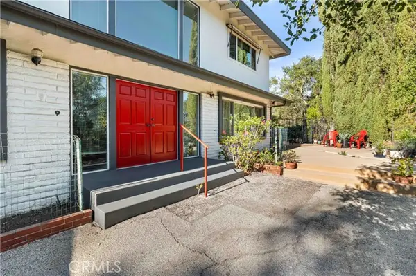 11944 Briarvale, Studio City, CA 91604