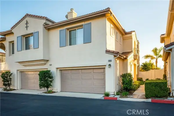 24332 Lorenzo, Valencia, CA 91355