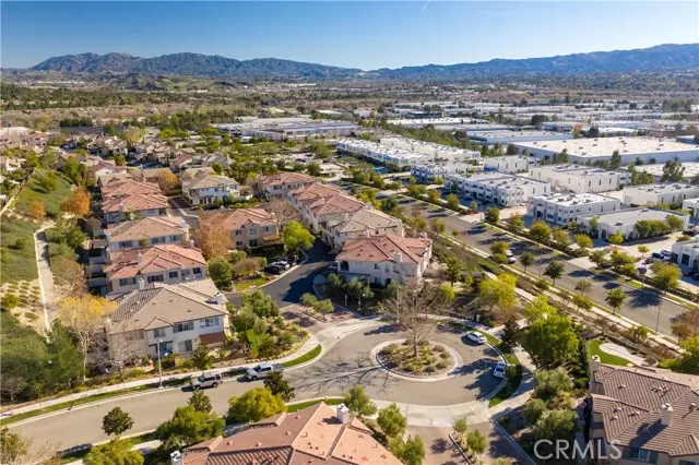 24332 Lorenzo, Valencia, CA 91355 - #3