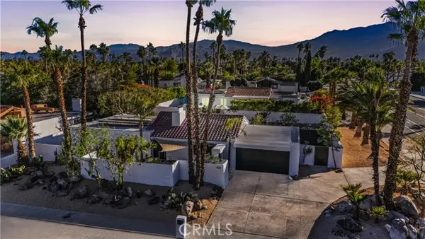 1033 Via Escuela, Palm Springs, CA 92262