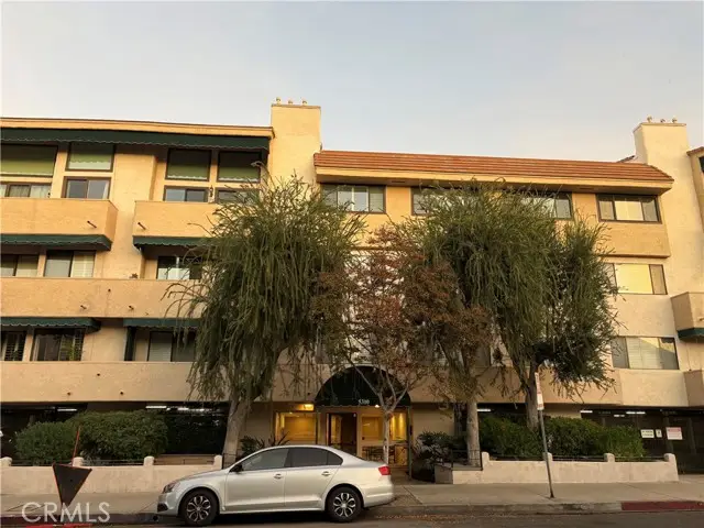 5310 Zelzah, Encino, CA 91316 - Image #3