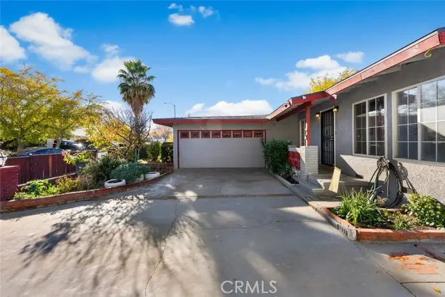 44221 4th Street, Lancaster, CA 93535 - Image #2