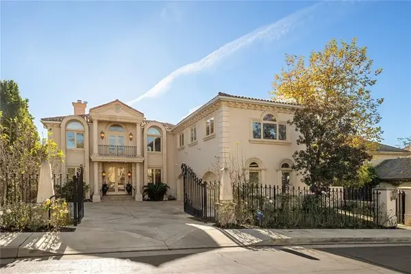 11740 Wetherby, Los Angeles, CA 90077