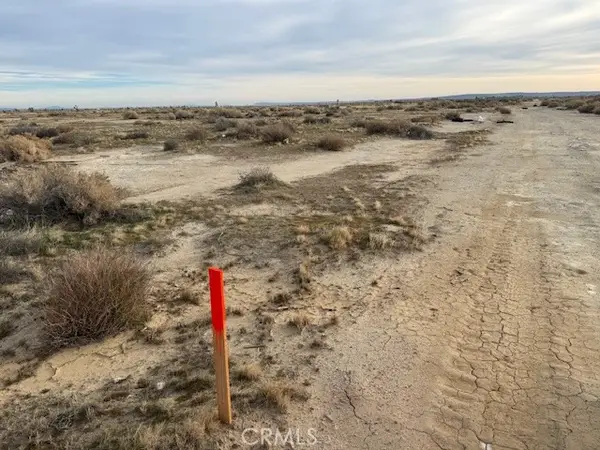 1 Vac/Vic 32 Ste/Ave F8, Lancaster, CA 93535