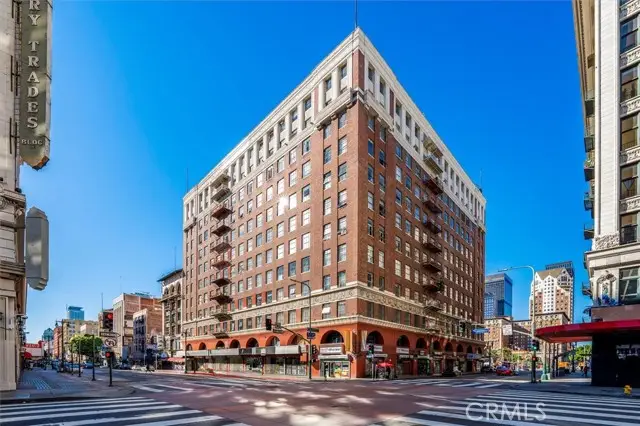 312 5th  #907, Los Angeles, CA 90013 - Image #2