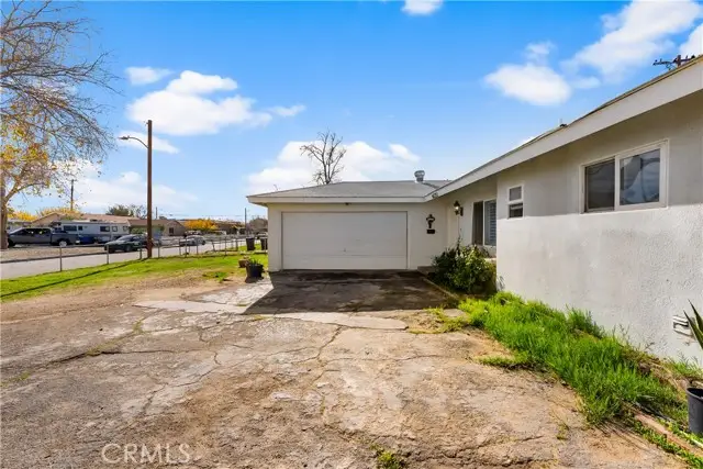 45323 Andale Avenue, Lancaster, CA 93535 - Image #2
