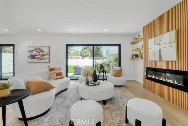 8400 Chimineas Avenue, Northridge, CA 91325 - Image #2