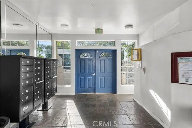 18347 Saticoy Street  #24, Reseda, CA 91335 - #2