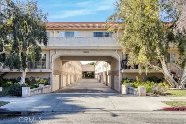 10215 Variel Avenue  #7, Chatsworth, CA 91311