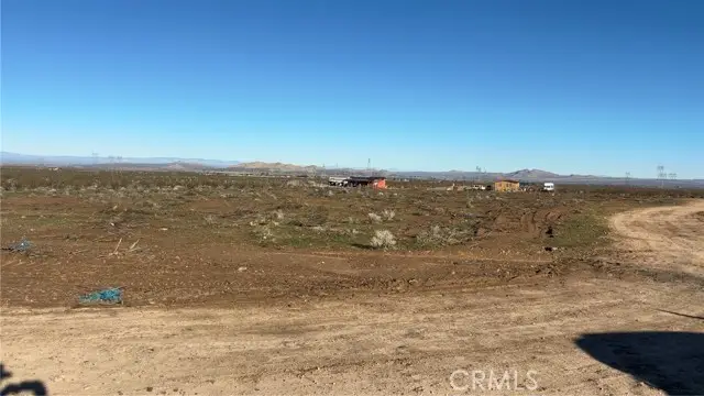 172 Avenue U, Palmdale, CA 93551 - #2