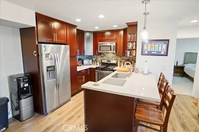 24439 Leonard Tree  #102, Newhall, CA 91321 - Image #3