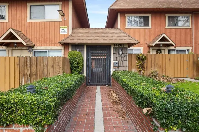 14265 Terra Bella Street  #40, Panorama City, CA 91402 - Image #3