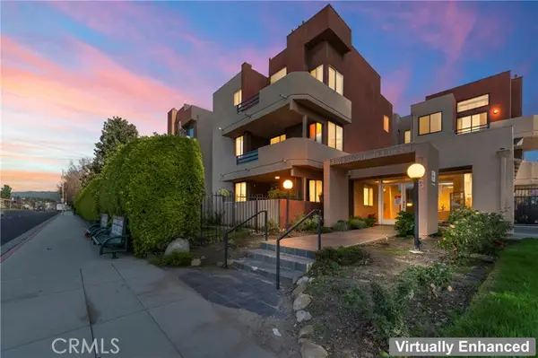 7826 Topanga Canyon Blvd  #308, Canoga Park, CA 91304