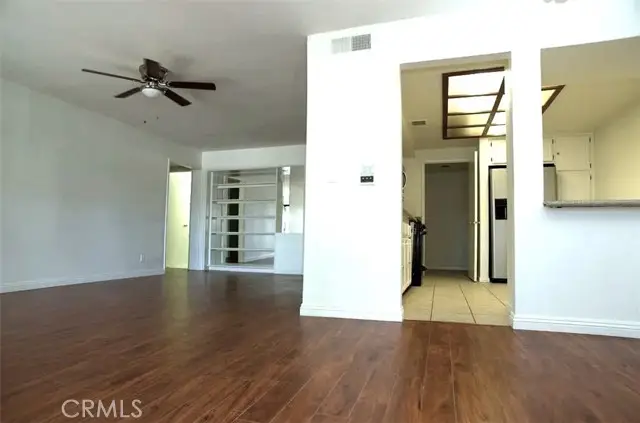 15325 Magnolia  #102, Sherman Oaks, CA 91403 - #3