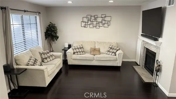 11300 Foothill Boulevard  #33, Sylmar, CA 91342