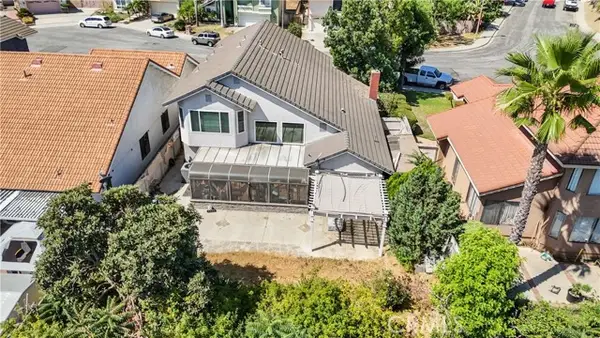 10 Bluff Point, Pomona, CA 91766