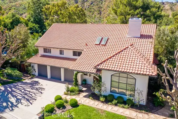 17636 Camino De Yatasto, Pacific Palisades, CA 90272