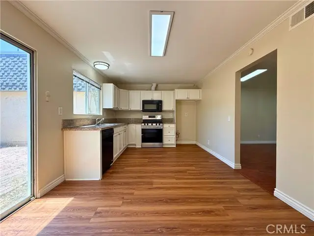 6511 Wystone Avenue  #4, Reseda, CA 91335 - #2