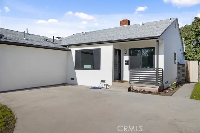 14137 Gain, Arleta, CA 91331 - Image #2