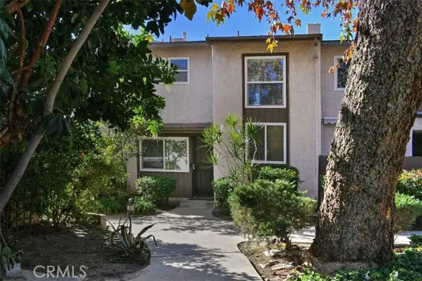 805 Acacia Avenue  #F, Glendale, CA 91205