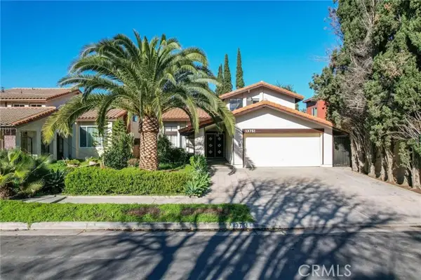 13751 Cantlay, Van Nuys, CA 91405