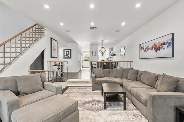 10229 Variel  #12, Chatsworth, CA 91311