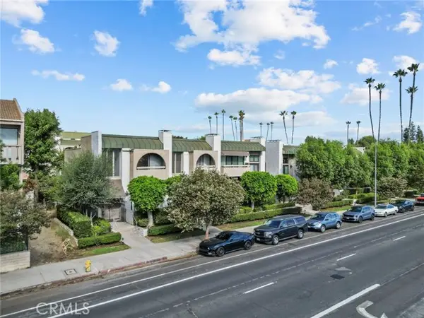 5305 White Oak Avenue  #K, Encino, CA 91316