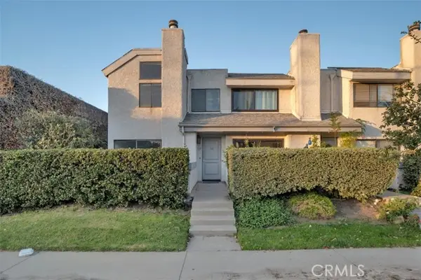 21901 Dupont Street  #12, Chatsworth, CA 91311