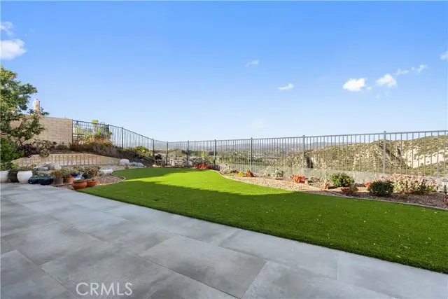 18619 Cedar Crest Drive, Canyon Country, CA 91387 - #2
