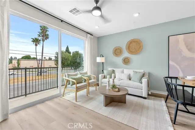 9423 Sepulveda Blvd.  #3, North Hills, CA 91343 - Image #3