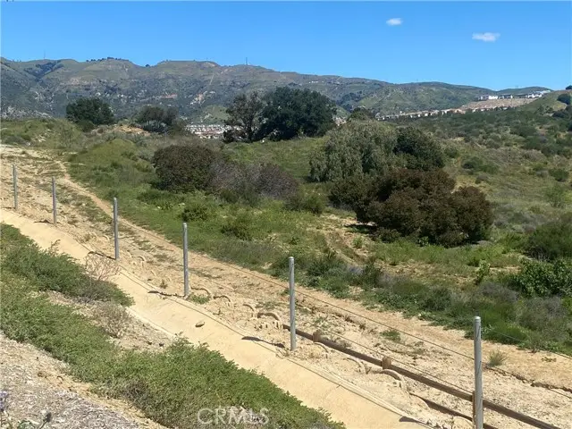 2 Coya Trail, Chatsworth, CA 91311 - #2