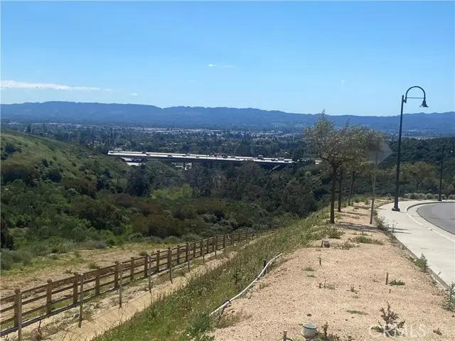 4 Coya Trail, Chatsworth, CA 91311 - #2