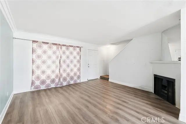 7045 Woodley Avenue  #124, Van Nuys, CA 91406 - Image #2