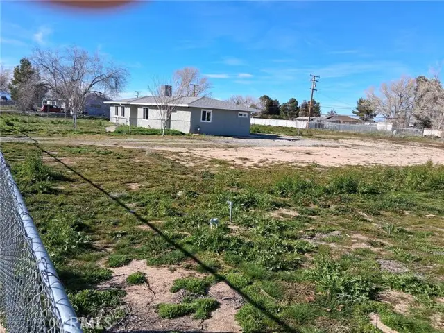 16657 Foothill Avenue, Edwards, CA 93523 - #3