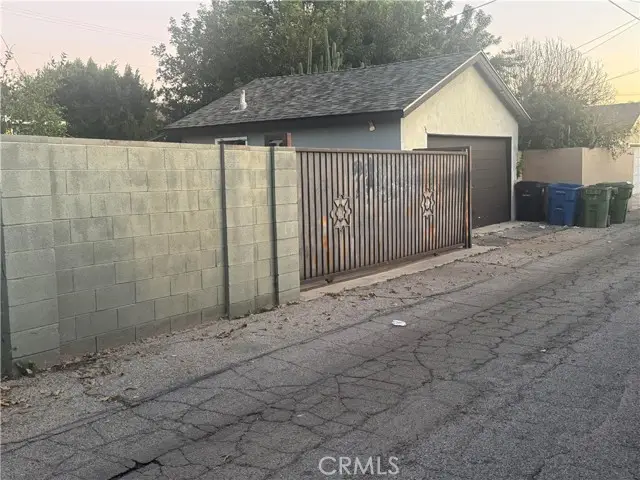 8541 Lindley, Northridge, CA 91325 - Image #2