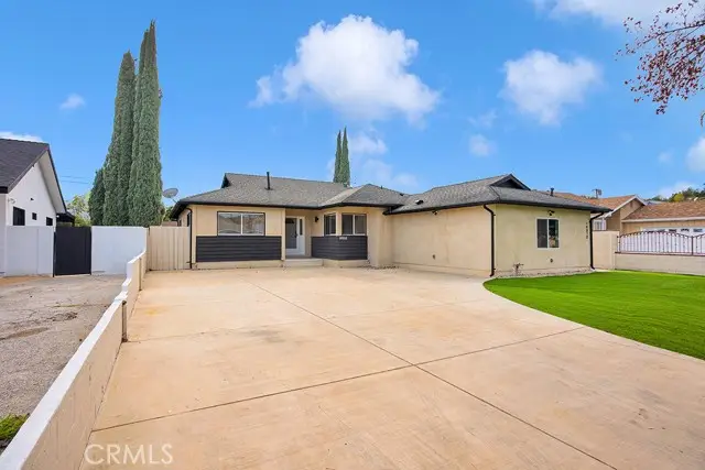 14868 Envoy, Sylmar, CA 91342 - Image #2