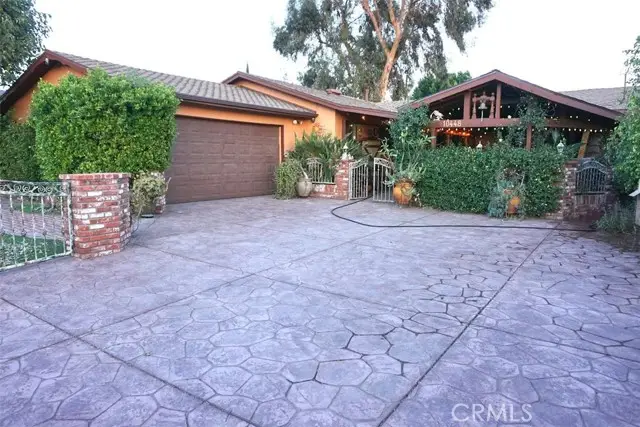 10448 Alabama, Chatsworth, CA 91311 - Image #2