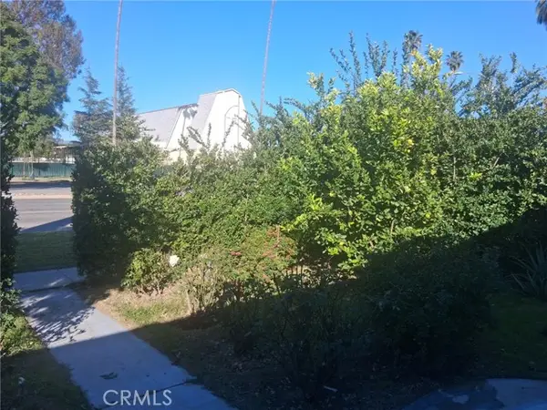 20550 Sherman Way, Winnetka, CA 91306