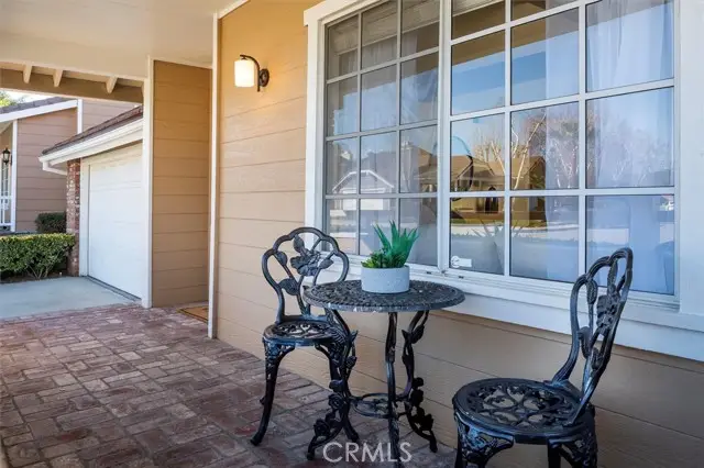 25809 Espinoza, Valencia, CA 91355 - Image #3