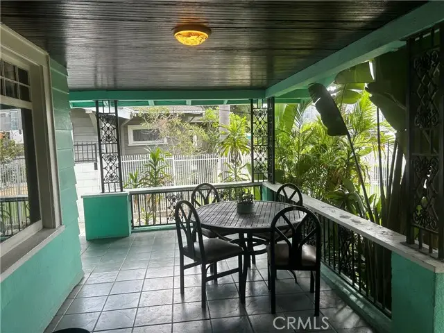 4727 Oakwood Avenue, Los Angeles, CA 90004 - Image #2